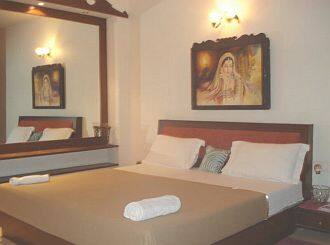 Koregaon Park Pune Serviced Apartment, Pune 3